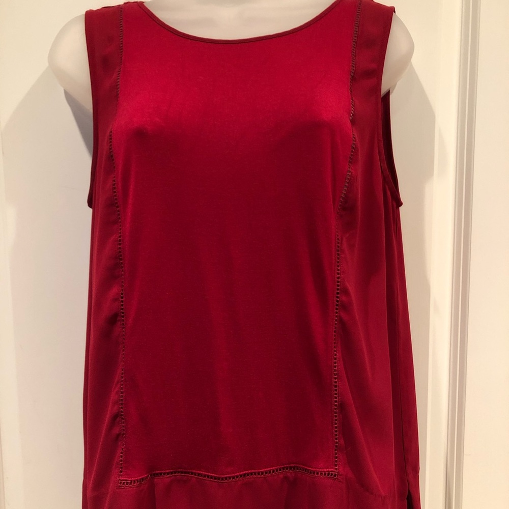 🔥Ann Taylor Loft Deep Red Top Size Medium